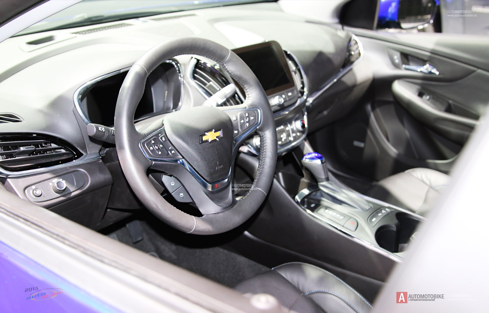 Chevrolet Volt 2015 Chevrolet Volt 2015 обзор интерьера на автосалоне в Нью Йорке 2015