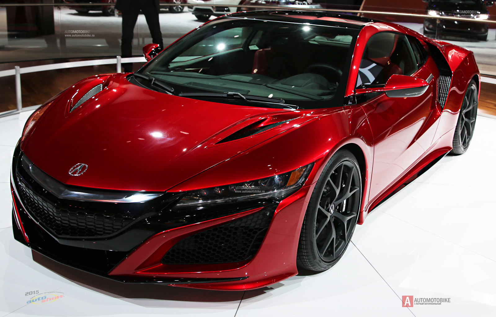 Обзор гибридного спорткара Acura NSX 2016 на автосалоне в Нью Йорке 2015 Обзор гибридного спорткара Acura NSX 2016 на автосалоне в Нью Йорке 2015